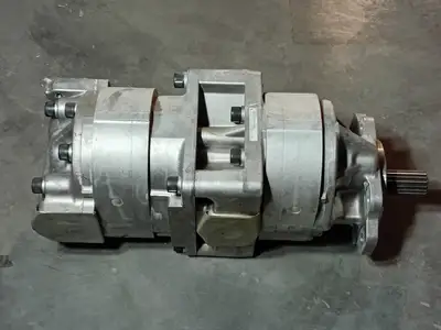 NEW KOMATSU R7055242220