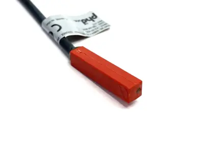 USED PHD HALL EFFECT SWITCH POSITION SENSOR, M8 3-PIN QUICK CONNECT