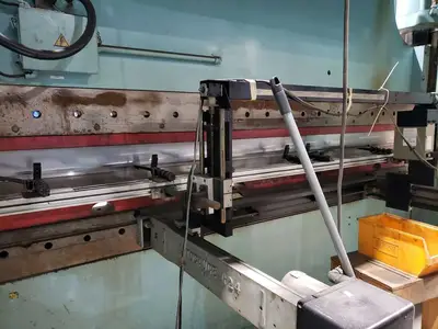 Pre-owned CINCINNATI Press Brake 12’ x 350 ton capacity