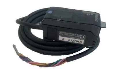 NEW KEYENCE CZ-K1 FIBER OPTIC AMPLIFIER CZK1