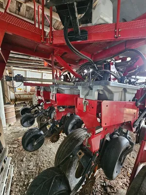 CASE IH 1250 Planters | Iron Listing (25)