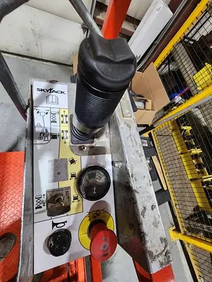 USED SKYJACK SJ12