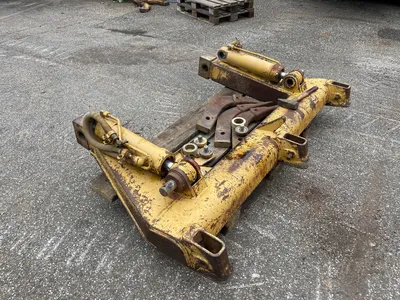 USED CATERPILLAR 953