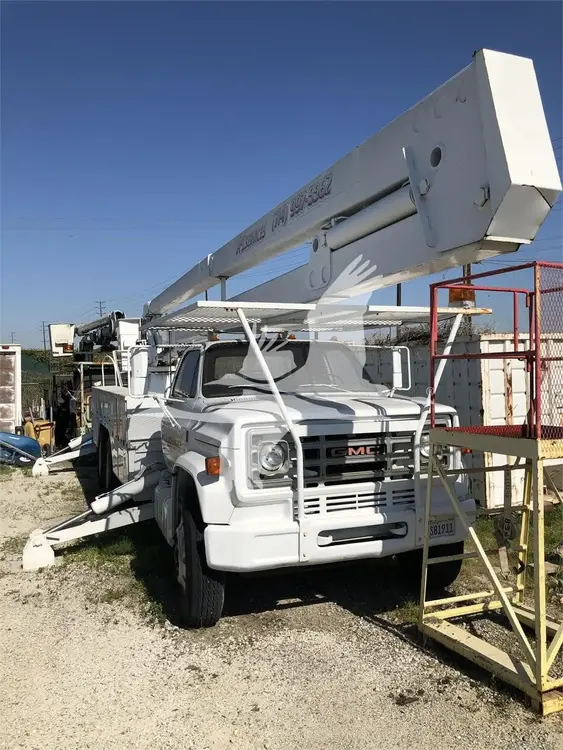 Used 1988 GMC 7000 Bucket (boom) trucks California US | Lillo Machinery #1403763