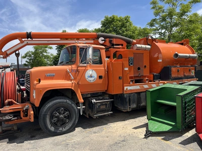 Used 1991 FORD L8000 VAC-CON Combination Sewer Cleaners Michigan US | Miedema Asset Management Group #1340416