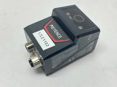 USED KEYENCE ETHERNET-COMPATIBLE 2D CODE READER LONG-DISTANCE TYPE