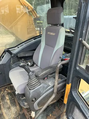 Used 2017 HYUNDAI ROBEX 480LC Excavators Texas US | Proxy Equipment #1378446