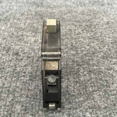 Used cutler hammer CHB120 Circuit Breakers California US | Davliegogo LLC #1705558