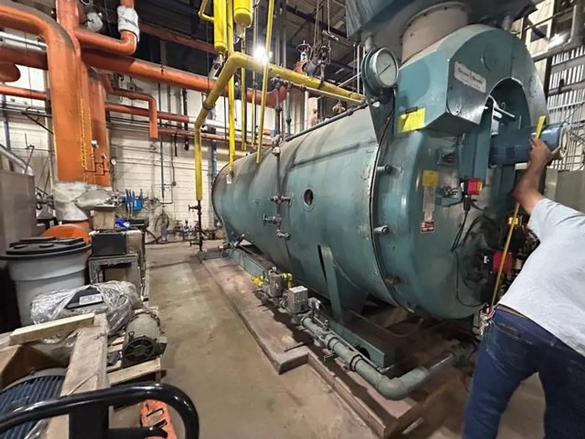 USED 2000 CLEAVER BROOKS CBI-200-350-150 PSI