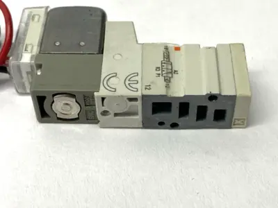 USED SMC PNEUMATIC SOLENOID VALVE 3-PORT 24VDC