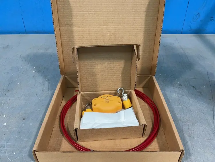 Used ALLENBRADLEY 440EA13079 Relays & Switches Ohio US | HGR 24 #1545375