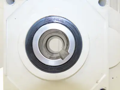 Sumitomo RNYM3-1521-AV-10 Hyponic Drive Gearmotor 10:1/175rpm 2.2kw 230V 3PH