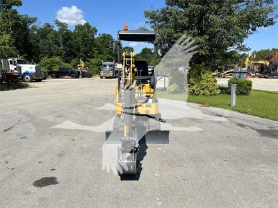 USED 2021 XCMG XE18U