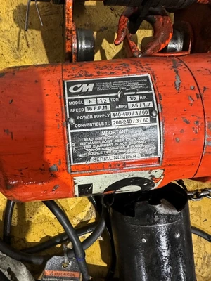 CM F 1/2 TON ELECTRIC CHAIN HOIST