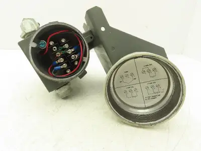344BNNN11G XTC Temperature Transmitter 100-300°F With Bracket Haz Loc XP