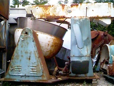 1,140L S/S Bch Scraped Jktd Tilting Pan
