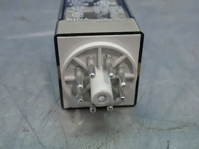 NEW ALLEN BRADLEY 700HA32A12