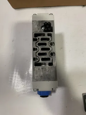 Parker H16VXBG0B9C Solenoid Hydraulic Control Valve 145 psi 24VDC -NIB