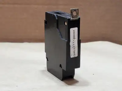 Used CUTLER-HAMMER GBH1015 Switchgears British Columbia CA | Lenmark #835790
