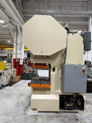USED 2006 PRESSIX 130 CNR 6