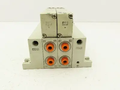 SMC VQ4300-5 Pneumatic Solenoid Valve 24VDC 2-Station Plug-In Manifold