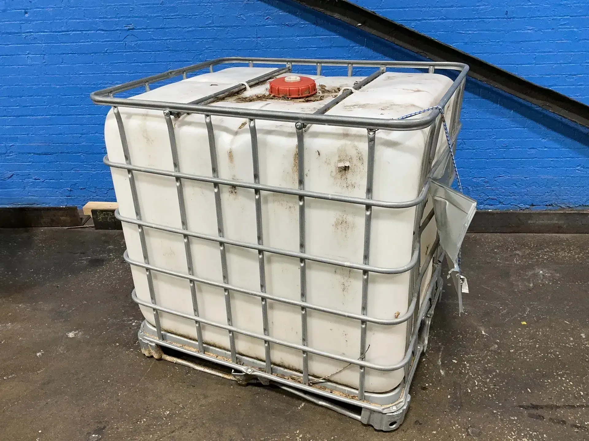 Used _UNKNOWN_ _UNKNOWN_ IBC Tanks Ohio US | HGR 24 #1373104