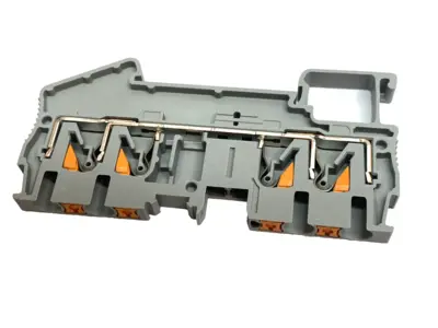 USED PHOENIX CONTACT TERMINAL BLOCK 4-POSITION 3209578 BOX OF 32