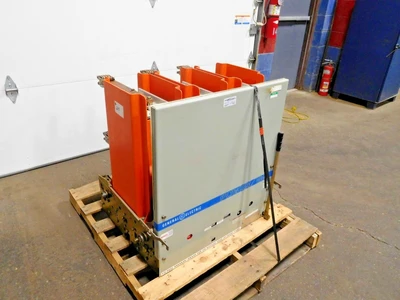 GE VB 7.2-500-3 Circuit Breakers | Equipment Recovery Corp. (2)