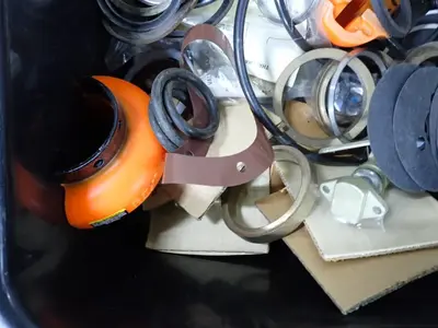 Omega Seals, Molds