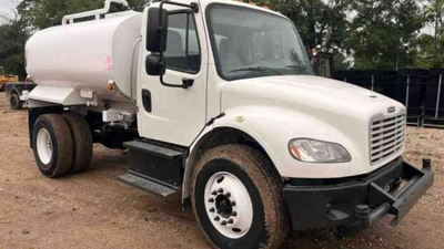 USED 2018 Freightliner M2 106 WT
