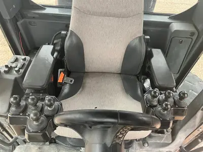 USED 2019 Deere 872GP