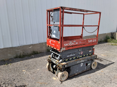 Used 2016 Skyjack SJ3219 Scissor Lifters Texas US | Stack Equipment #1331989