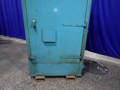 USED YOUNG & BERTKE CO YB753VM