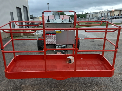 USED 2016 Skyjack SJ40T