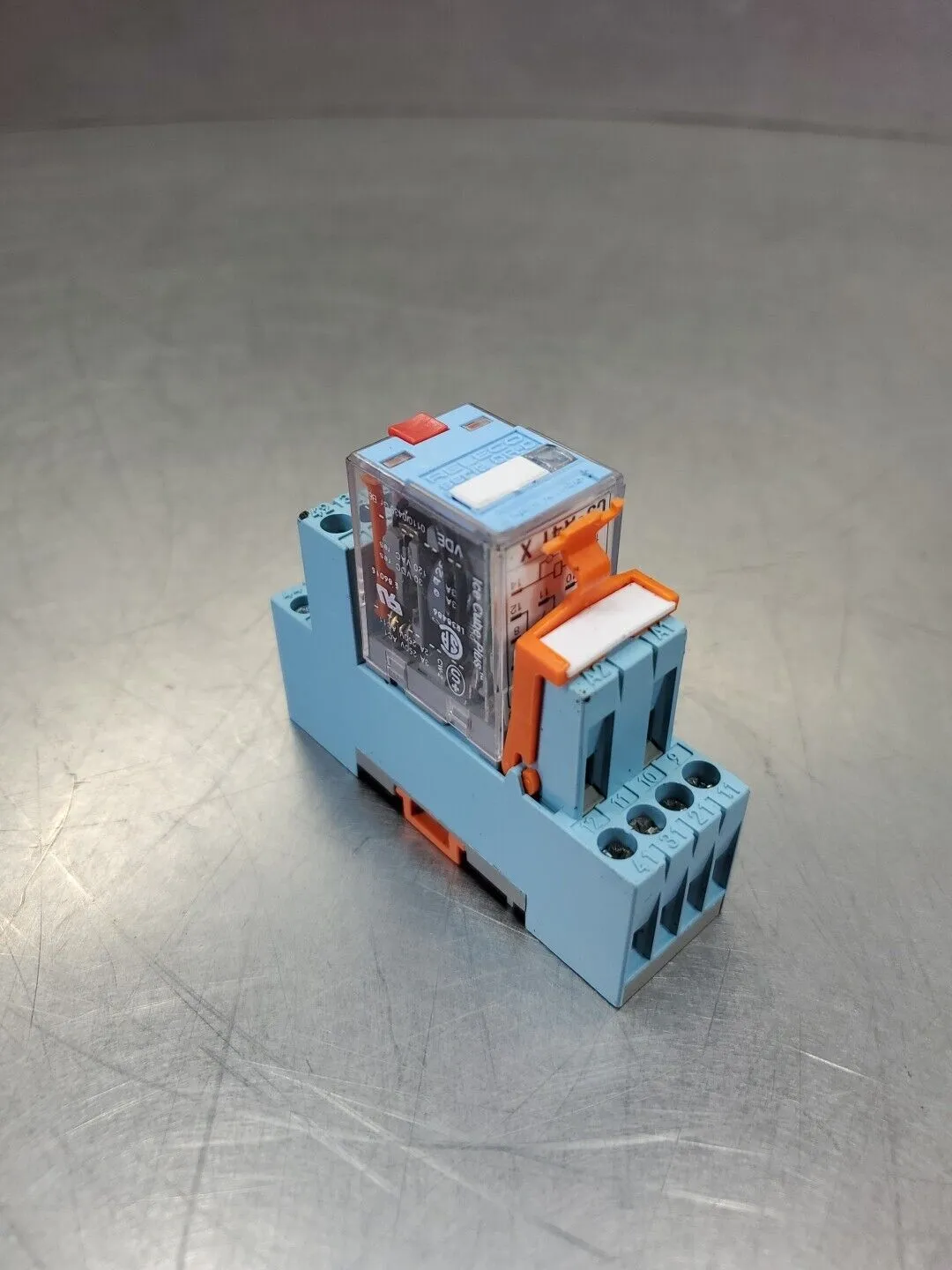 TURCK C9-A41X 250V 3A Relay w/S9-M Base. 4D-26