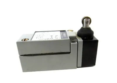 NEW MCGILL 1506-0013 LIMIT SWITCH 15060013