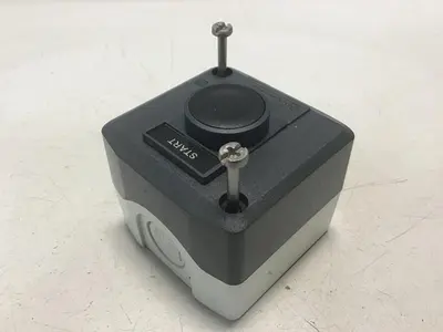 NEW TELEMECANIQUE XALD101