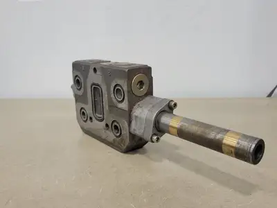 Hydraulic Valve 1235-10701