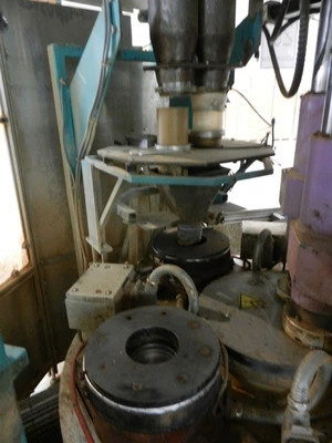 USED AMAX COLDPRESS 110 TON