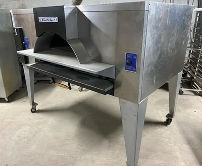 72-0241 Bakers Pride FC-816 Gas Pizza Deck Oven