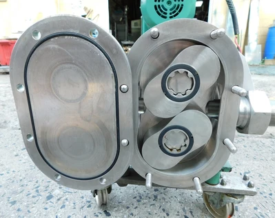 USED LADISH TRI CLOVER PRE-25-1 1/2-UH2-ST-