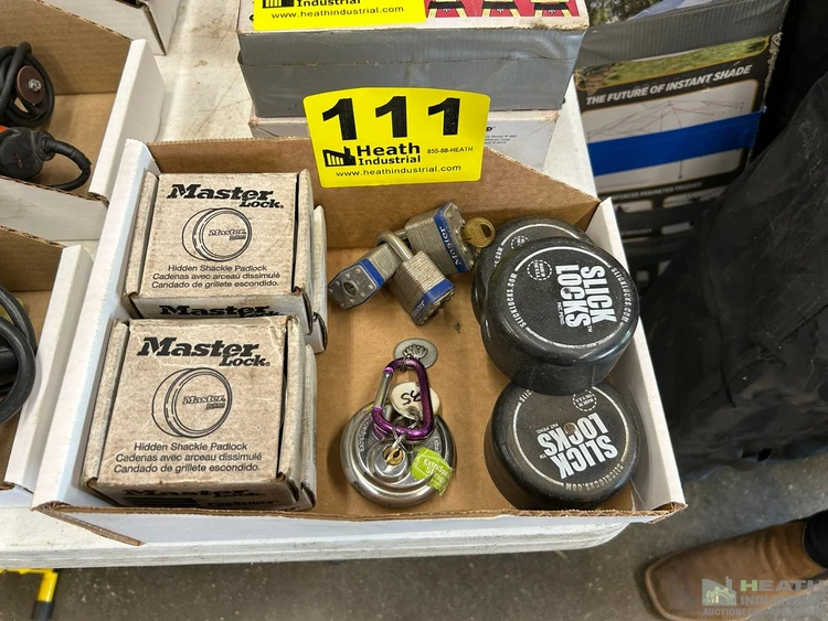 Used _UNKNOWN_ MASTER LOCK HIDDEN SHACKLE PUCK LOCKS & PADLOCKS Locksmith Equipment/Supplies Illinois US | Heath Industrial Auction Services #1379591