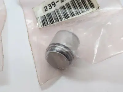 USED NUMATICS 2012 SERIES PLUG ASSEMBLY