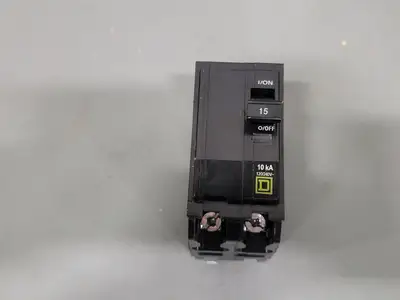 Used SCHNEIDER ELECTRIC QO215 Switchgears British Columbia CA | Lenmark #240535