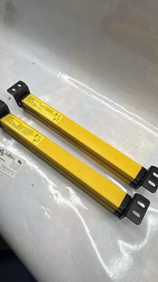 BANNER SLSE30-300QB Electrical | Global Machine Brokers, LLC (3)