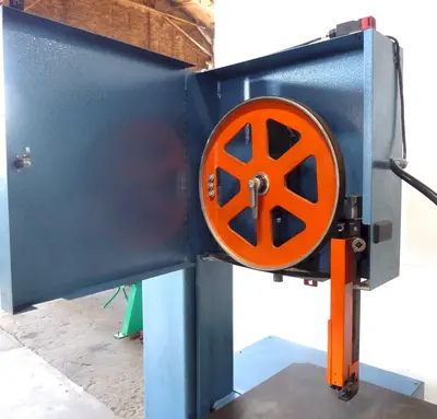 USED 2005 DOALL 2013-V3
