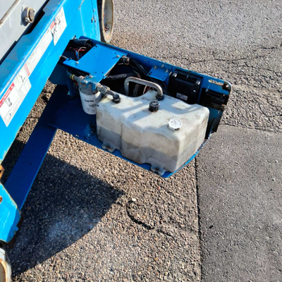 USED 2017 Genie GS-2632