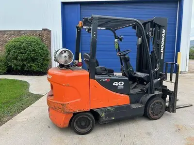 Used 2016 DOOSAN GC40S-5 Liquid Propane Forklifts Illinois US | Somerset Equipment Sales #1546268