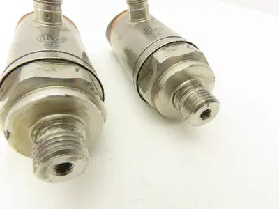 IFM PN7694 Pressure Sensor Digital LED Display 1/4" NPT  Lot of 2