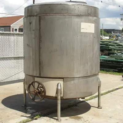SPC6676  Tank 1000 gallon vertical tank, Stainless Steel, flat